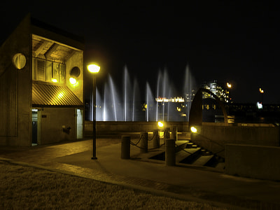 Tulsa's River Parks in fountains in Oklahoma thumbnail