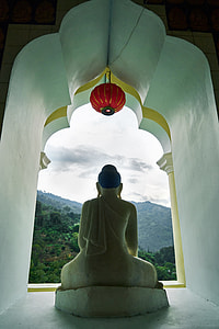 Buddha statue thumbnail