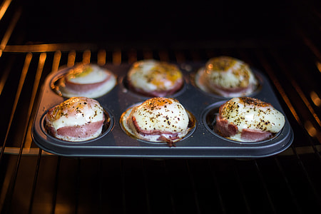 Baked eggs and bacon thumbnail