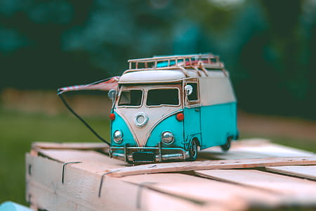 White And Teal Volkswagen Van Die-cast Model thumbnail