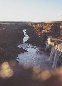 rock formation and body of water thumbnail