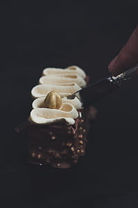 person slicing cake thumbnail