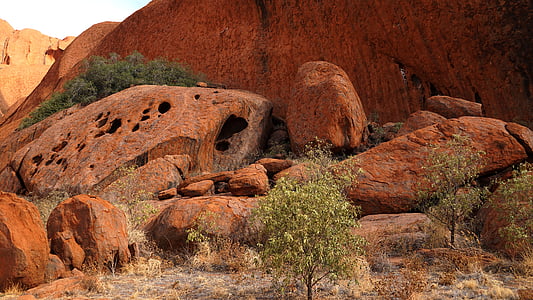 rock formation during daytime thumbnail