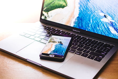 turned on MackBook Pro thumbnail