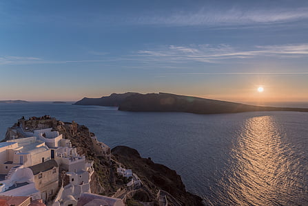 sunrise in Santorini, Greece thumbnail