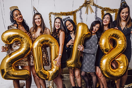 2018 New Years Party Friends Photo thumbnail