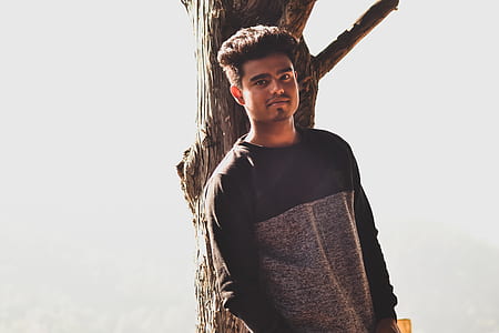 Men's Black and Gray Sweater thumbnail