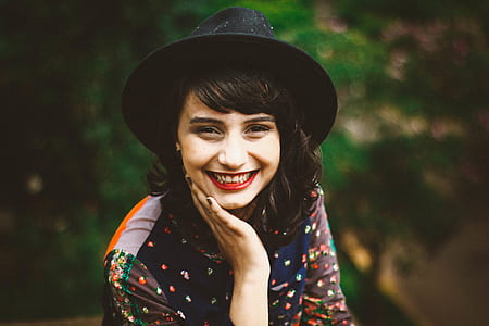 woman smiling thumbnail
