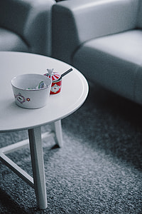 Minimal interior design thumbnail