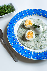 Traditional Czech dill gravy with eggs thumbnail