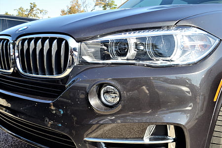 black BMW car thumbnail
