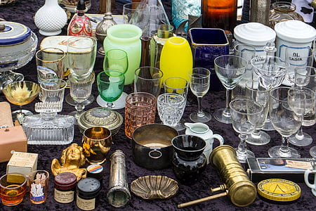 clear wine glasses on board thumbnail