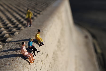 Miniature People thumbnail