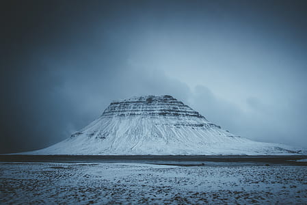 mountain covered with snow thumbnail