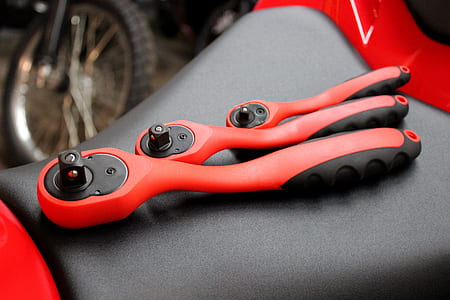 three red socket wrenches thumbnail