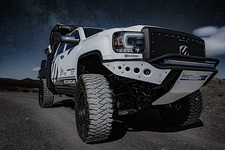 White Dodge Ram 1500 Pickup Truck thumbnail