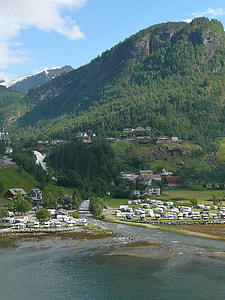 Overlooking Geiranger, Geiranger thumbnail