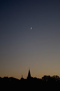 crescent moon thumbnail