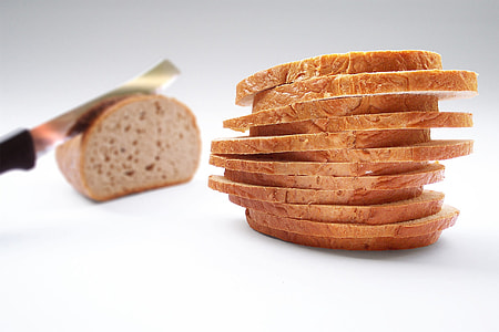 Slices of bread thumbnail