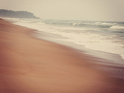brown sand in shoreline thumbnail