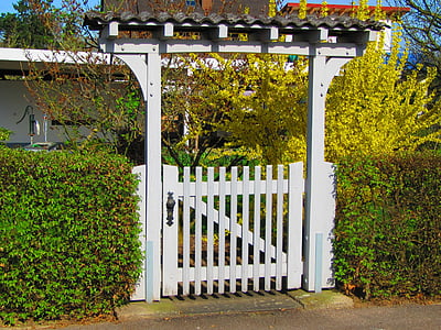 white wooden gate thumbnail