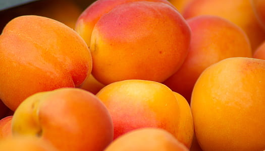 peach fruits thumbnail
