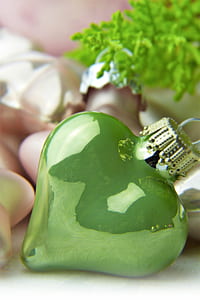 green glass decor thumbnail