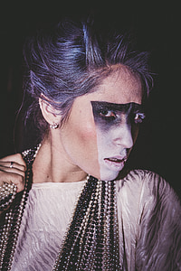 woman with face paint thumbnail