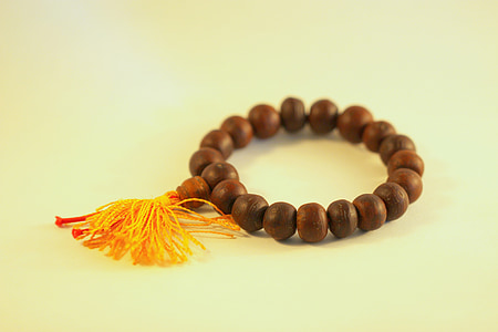 beaded brown bracelet thumbnail