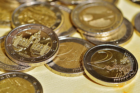 pile of Euro coins thumbnail
