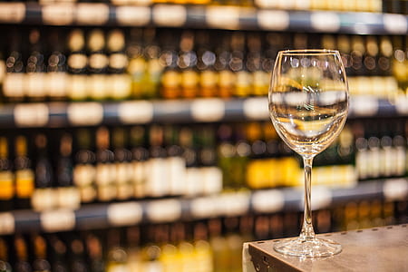 clear wine glas thumbnail