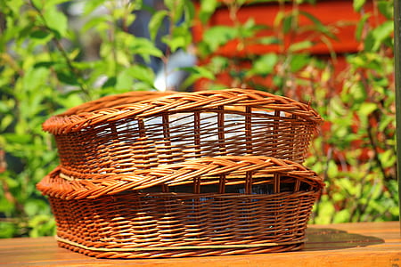 brown wicker basket thumbnail
