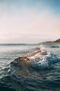 closeup photography of oceanwaves thumbnail