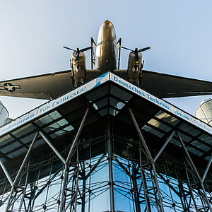 gray and black metal plane thumbnail