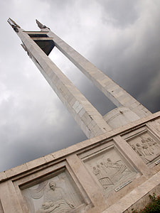 Quezon Memorial Circle in Quezon City, Philippines thumbnail