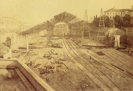Construction of Russio Station in Lisbon, Portugal thumbnail