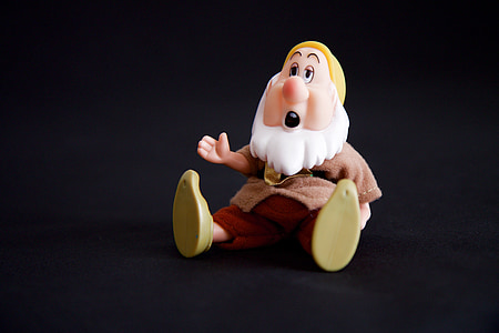 Snow White and the Seven Dwarves Sneezy thumbnail