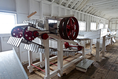 red and white industrial machine thumbnail