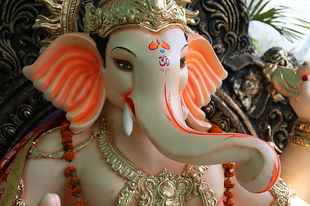 Lord Ganesha statue thumbnail