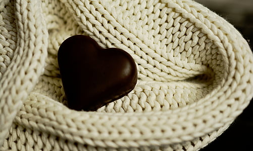 brown heart decor thumbnail