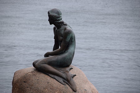mermaid of rock statue thumbnail