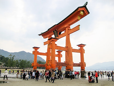 巖 Island, Shrine thumbnail