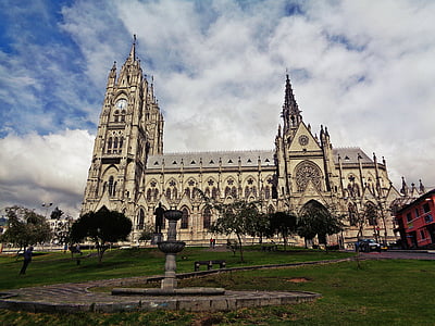 photo of old church thumbnail