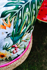 Exotic Garden Party Decorations thumbnail