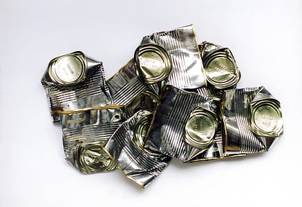 crashed cans thumbnail