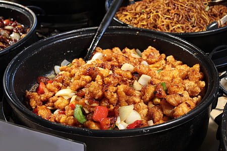 meat dish in black bowl thumbnail