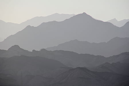 foggy mountains thumbnail