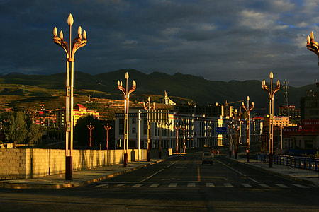 Early In The Morning, Garze County thumbnail