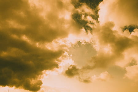 photo of cumulonimbus clouds thumbnail