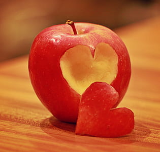 red apple with heart cut thumbnail